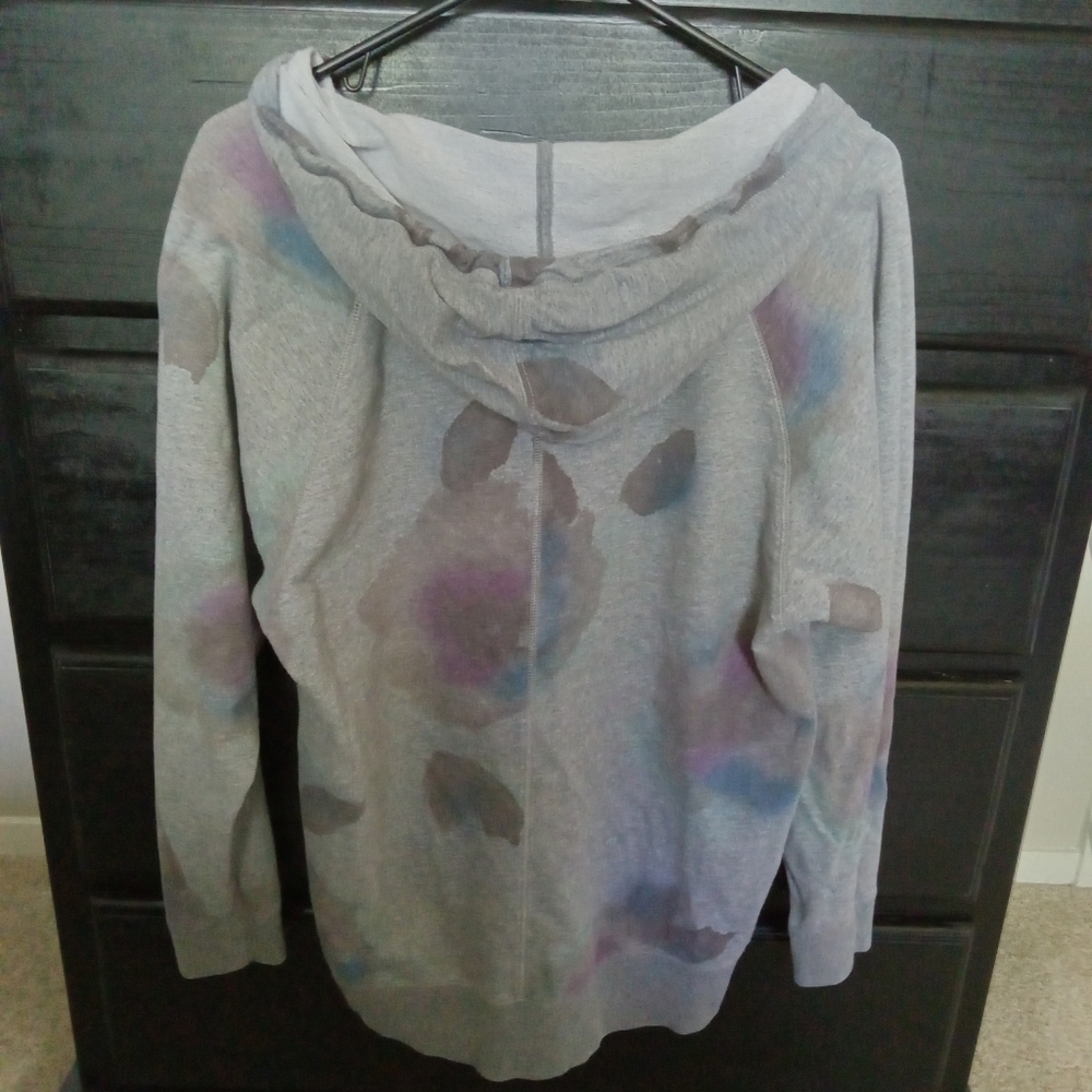 DKNY Jeans Gray and Watercolor Pattern Hoodie Sz Medium - Picture 2 of 7